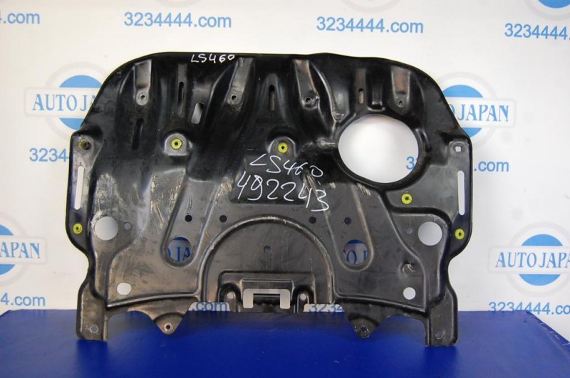 Защита двигателя LEXUS LS460 06-12 Б/У