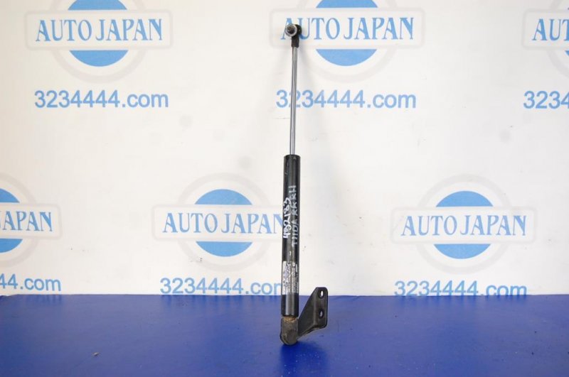 Запчасть амортизатор крышки багажника правый NISSAN TIIDA/VERSA C11 04-11 90450-EL00A Б/У Амортизатор крышки багажника правый NISSAN TIIDA/VERSA C11 04-11 90450-EL00A Б/У