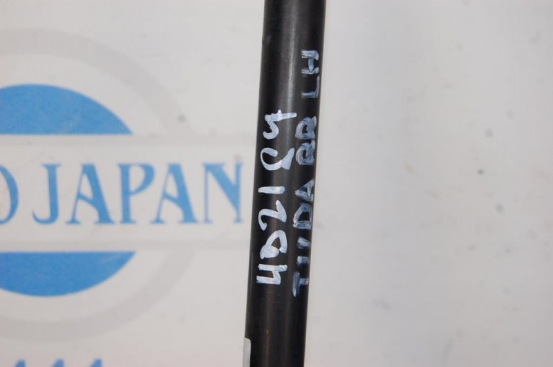 Амортизатор крышки багажника левый TIIDA/VERSA C11 04-11 Амортизатор крышки багажника левый TIIDA/VERSA C11 04-11