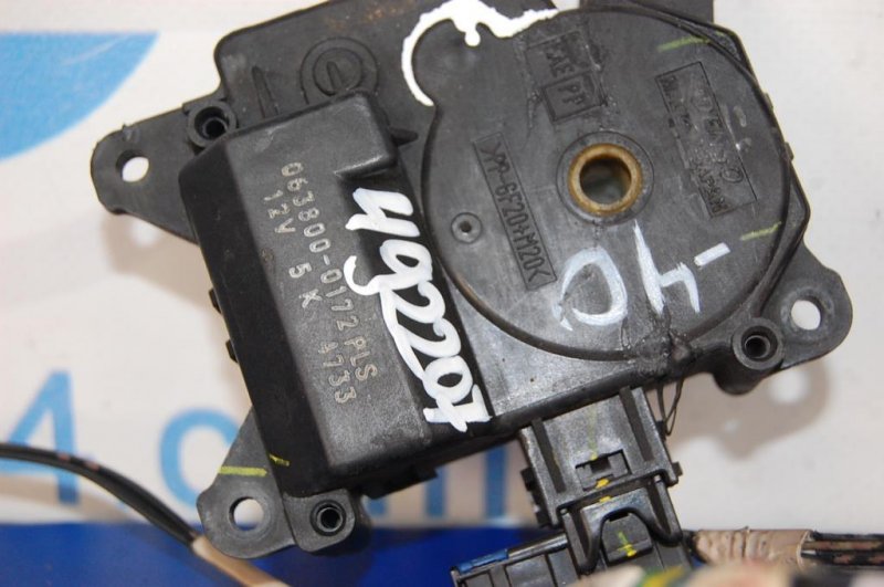 Моторчик заслонки печки TOYOTA CAMRY 40 06-11 Моторчик заслонки печки TOYOTA CAMRY 40 06-11