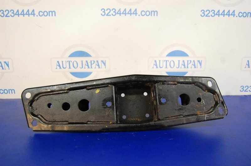 Запчасть кронштейн кпп INFINITI G25/G35/G37/Q40 06-14 Б/У Кронштейн КПП INFINITI G25/G35/G37/Q40 06-14 Б/У