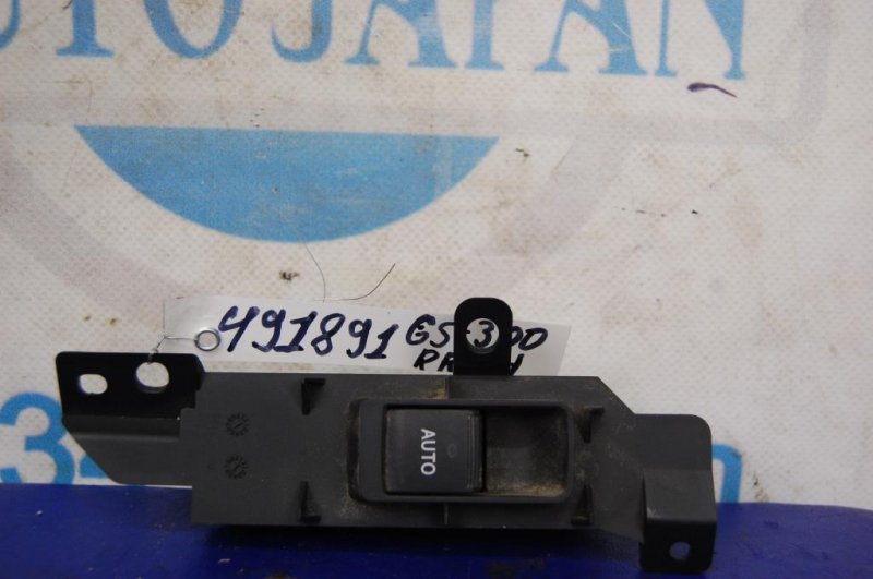 Кнопка стеклоподъемника LEXUS GS350 GS300 05-11 84030-30100 Б/У
