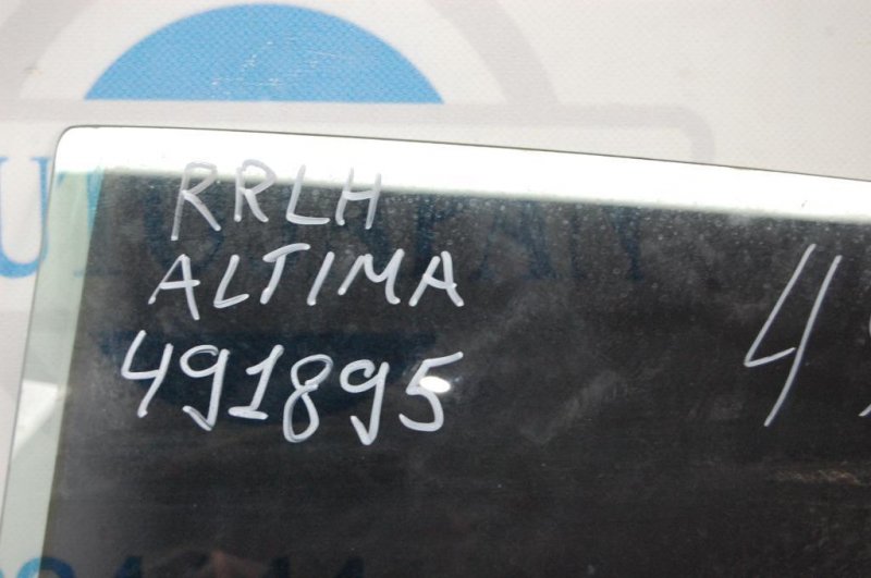 Стекло двери заднее левое ALTIMA L32 07-12