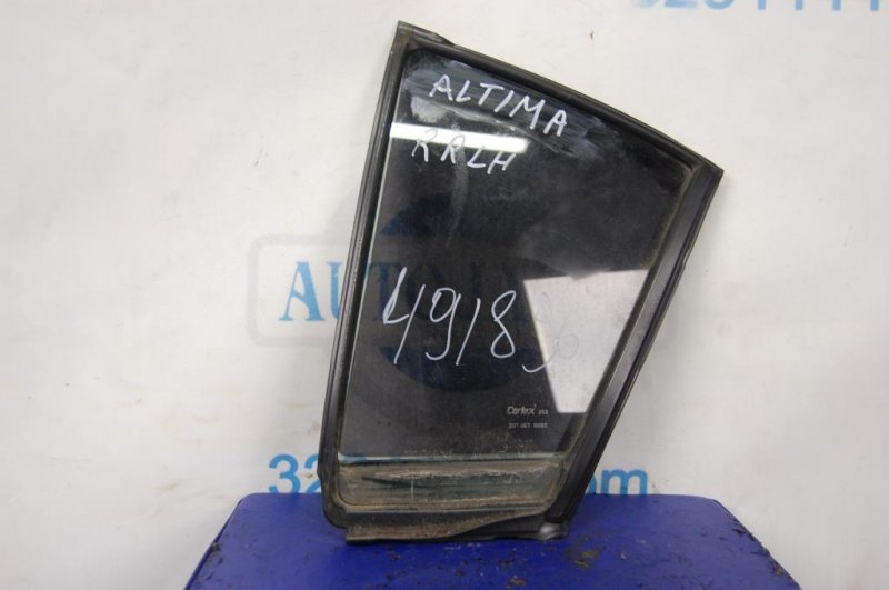 Стекло двери глухое заднее левое NISSAN ALTIMA L32 07-12 82263-JA00A Б/У