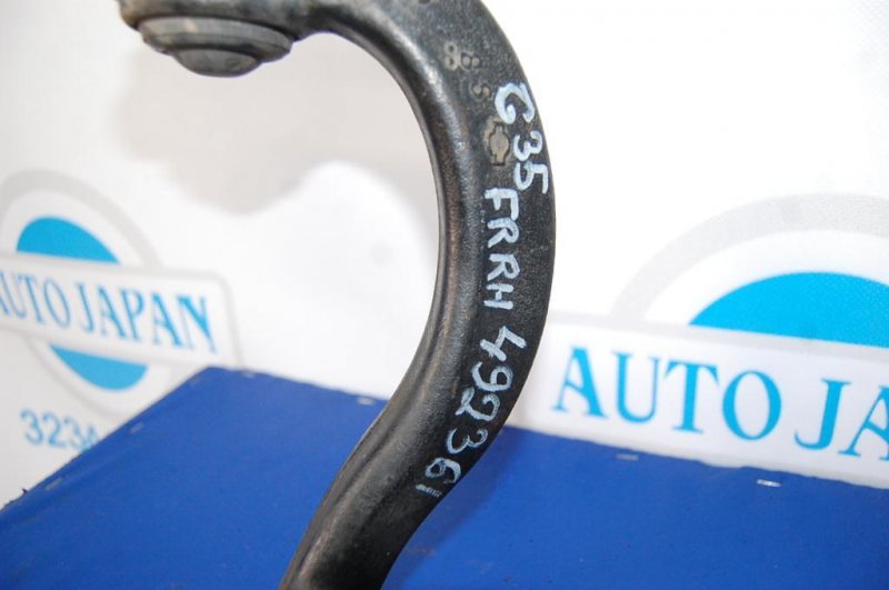 Амортизатор передний правый G35 03-07