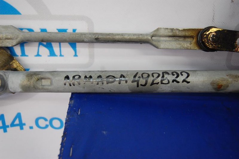 Трапеция стеклоочистителей QX56 / TITAN / ARMADA 04-16