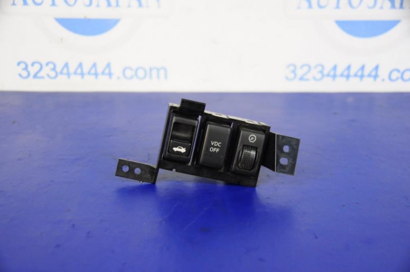 Кнопка INFINITI G35 03-07 Б/У