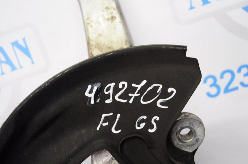 Ступица передняя левая LEXUS GS350 GS300 05-11