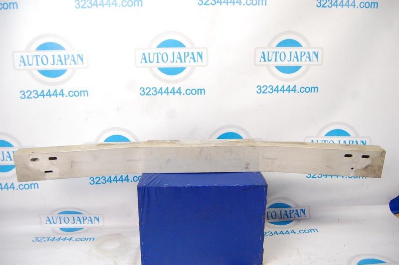 Усилитель заднего бампера INFINITI M35/M45 04-10