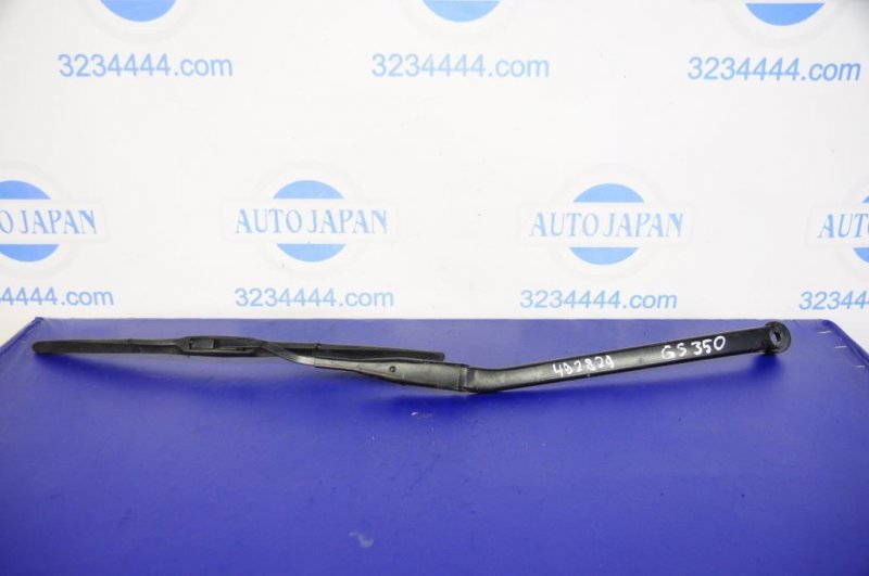 Поводок стеклоочистителя передний LEXUS GS350 GS300 05-11 Б/У
