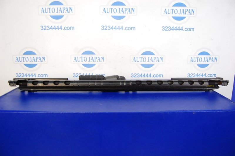 Шторка окна LEXUS GS350 GS300 05-11