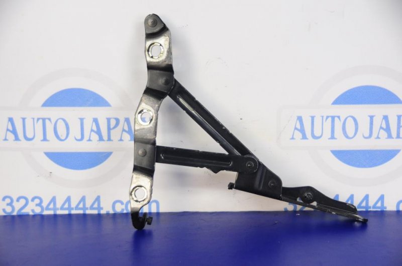 Петля крышки багажника правая INFINITI G35 03-07