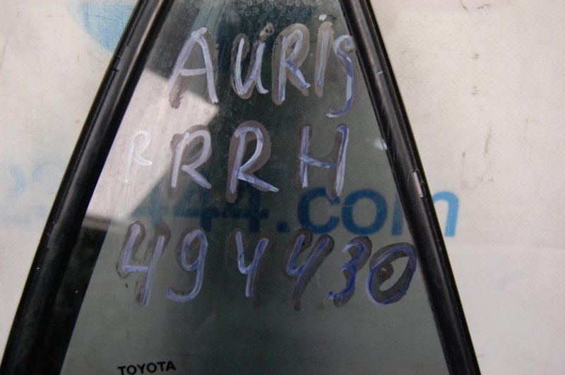 Стекло двери глухое заднее правое AURIS 06-12 Стекло двери глухое заднее правое AURIS 06-12