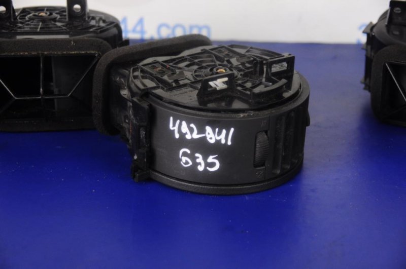 Дефлектор воздушный INFINITI G35 03-07 Б/У