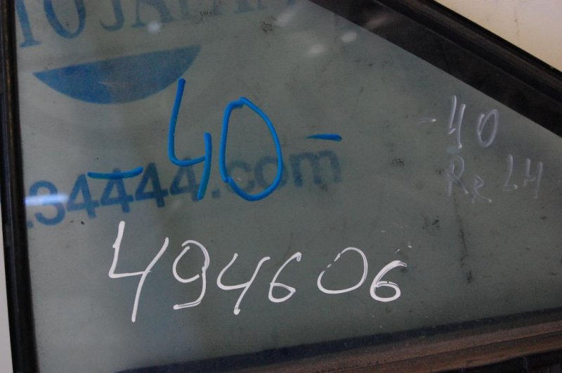 Стекло двери глухое заднее левое CAMRY 40 06-11 Стекло двери глухое заднее левое CAMRY 40 06-11