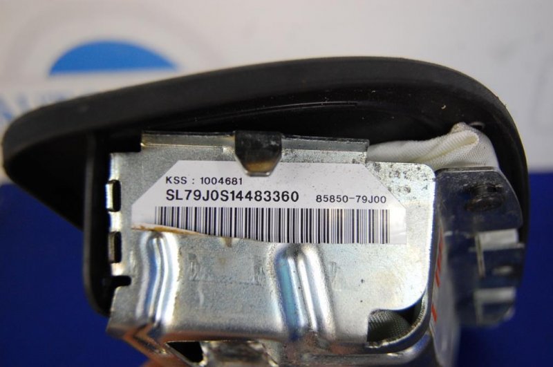 Подушка безопасности в сиденье передняя левая SUZUKI SX4 06-13