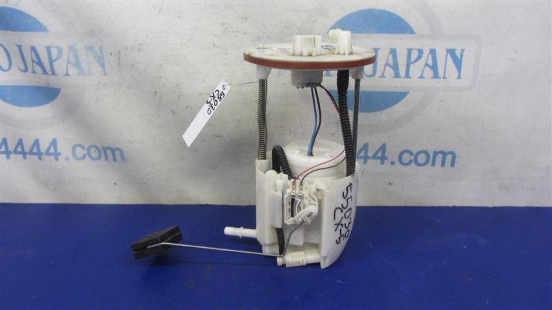 Топливный насос MAZDA CX-5 (KE) 11-17 PE1A-13-35X Б/У