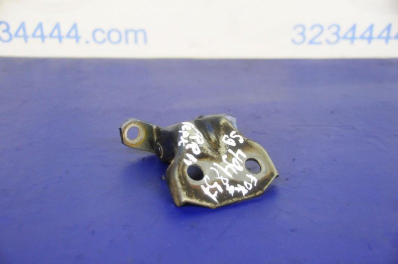 Петля двери верхняя передняя правая SUBARU FORESTER SG 02-07 Б/У