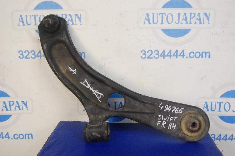 Рычаг передней подвески нижний передний правый SUZUKI SWIFT 04-11 Б/У