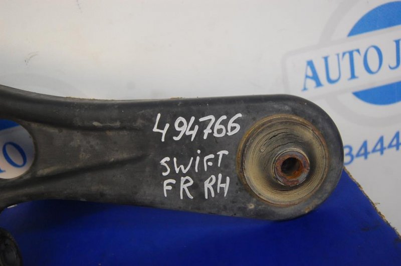 Рычаг передней подвески нижний передний правый SWIFT 04-11