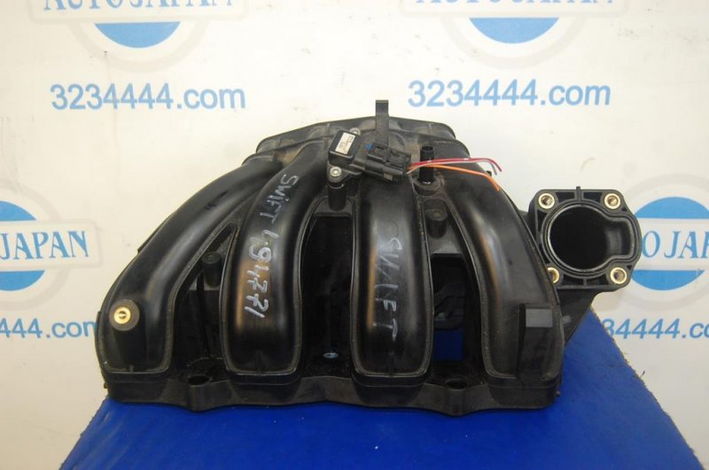 Запчасть коллектор впускной SUZUKI SWIFT 04-11 Б/У Коллектор впускной SUZUKI SWIFT 04-11 Б/У