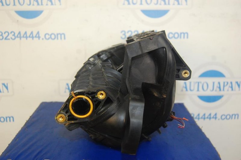 Коллектор впускной SWIFT 04-11 Коллектор впускной SWIFT 04-11