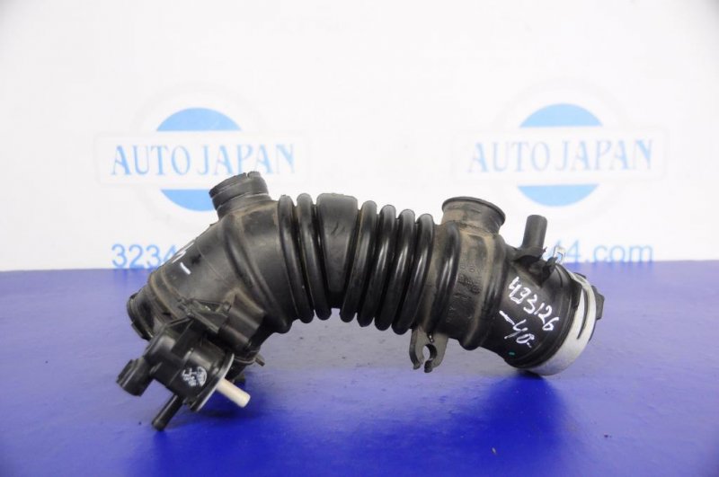 Запчасть патрубок воздушного фильтра TOYOTA CAMRY 40 06-11 Б/У Патрубок воздушного фильтра TOYOTA CAMRY 40 06-11 Б/У