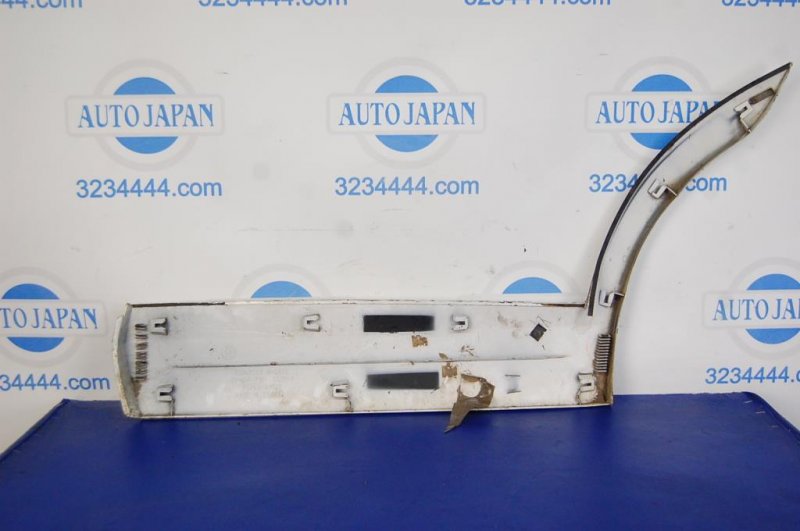 Накладка двери задняя правая TOYOTA MATRIX 02-08