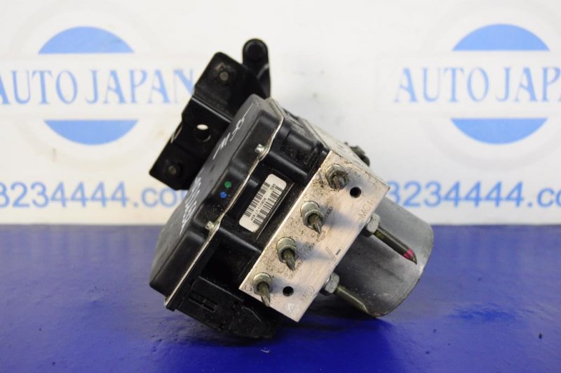 Блок ABS M35/M45 04-10 Блок ABS M35/M45 04-10