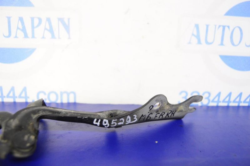 Петля капота правая 6 GG 02-07 Петля капота правая 6 GG 02-07