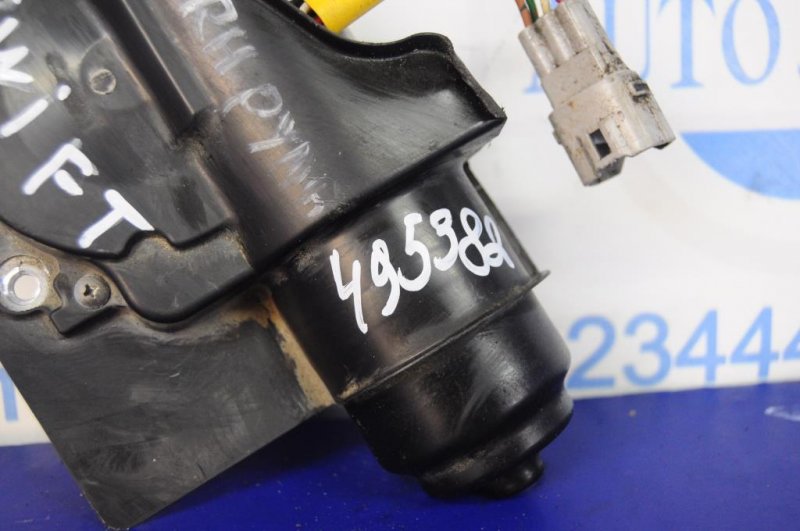 Моторчик стеклоочистителя передний SWIFT 04-11 Моторчик стеклоочистителя передний SWIFT 04-11