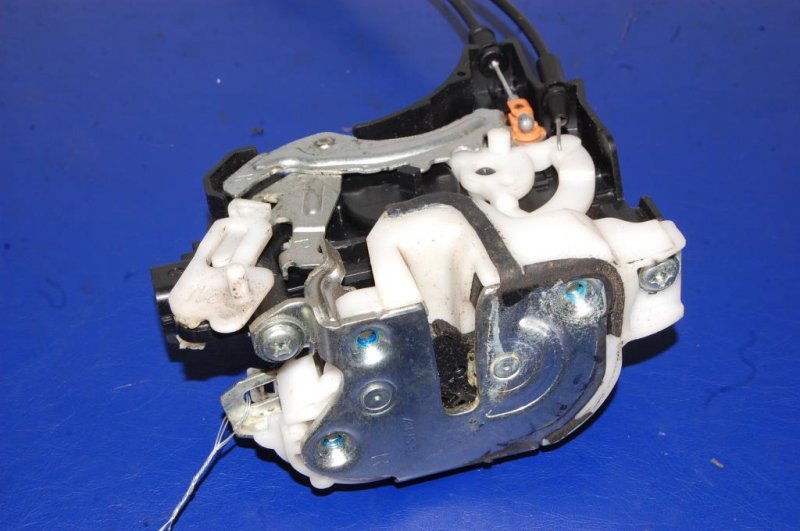 Замок двери задний правый MITSUBISHI LANCER X 10 07-15 5745A304 Б/У