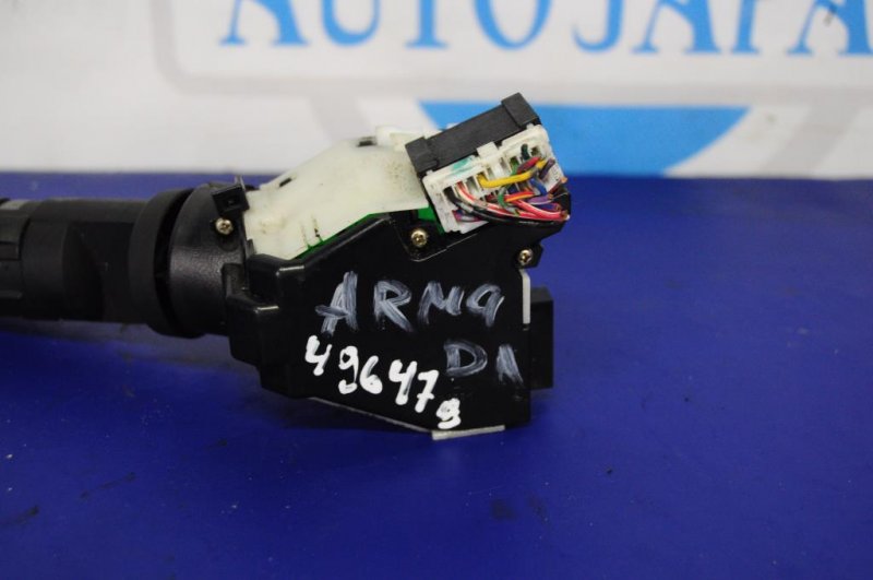 Подрулевой переключатель правый NISSAN QX56 / TITAN / ARMADA 04-16