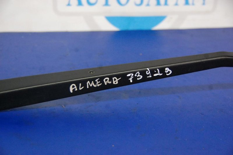 Поводок стеклоочистителя передний левый ALMERA 03-09 Поводок стеклоочистителя передний левый ALMERA 03-09