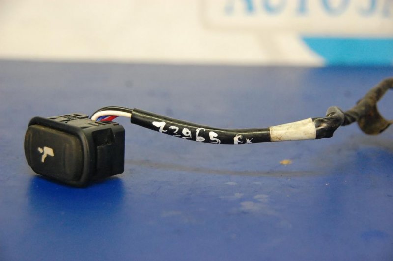 Кнопка регулировки сиденья FX S50 03-08