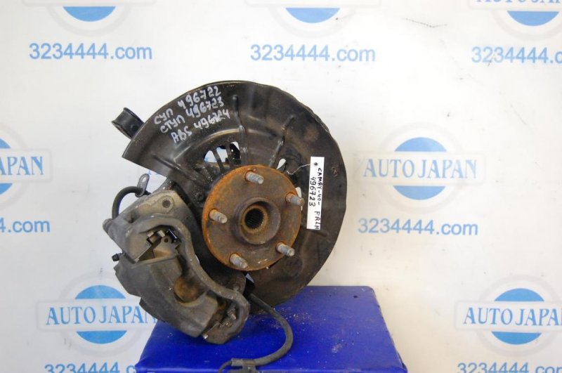 Кулак поворотный передний левый CAMRY 40 06-11