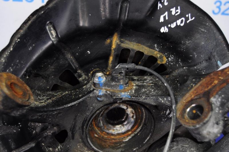 Датчик ABS передний левый TOYOTA CAMRY 40 06-11 Б/У