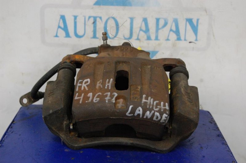 Суппорт тормозной передний правый TOYOTA HIGHLANDER 01-07 4773048060 Б/У