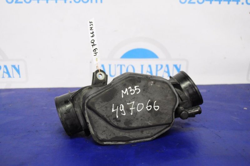 Патрубок воздушного фильтра INFINITI M35/M45 04-10 16576-EG000 Б/У