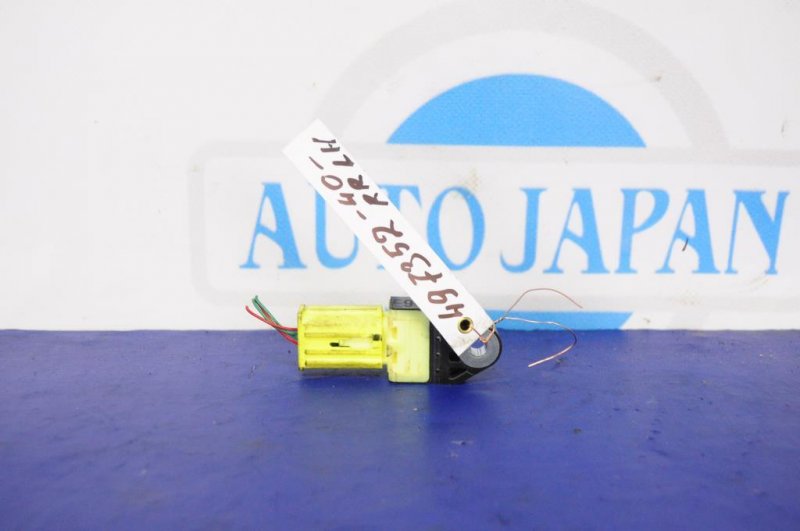 Запчасть датчик удара TOYOTA CAMRY 40 06-11 89831-06060 Б/У Датчик удара TOYOTA CAMRY 40 06-11 89831-06060 Б/У