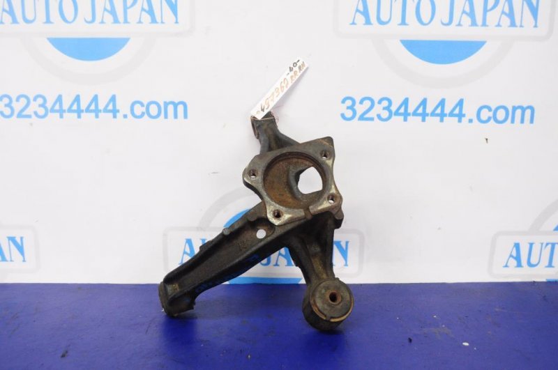 Цапфа задняя правая TOYOTA CAMRY 40 06-11 42304-06100 Б/У