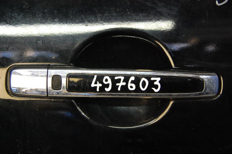 Дверь передняя правая INFINITI M35/M45 04-10 Дверь передняя правая INFINITI M35/M45 04-10