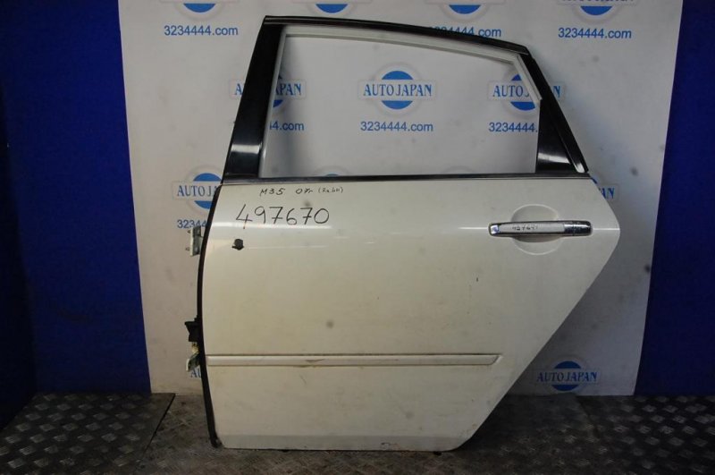 Ограничитель двери задний левый INFINITI M25/M37/M56/Q70/M35H 10-16 Б/У