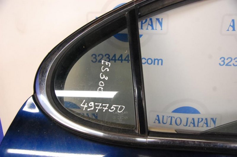 Дверь задняя правая ES300 ES330 01-06