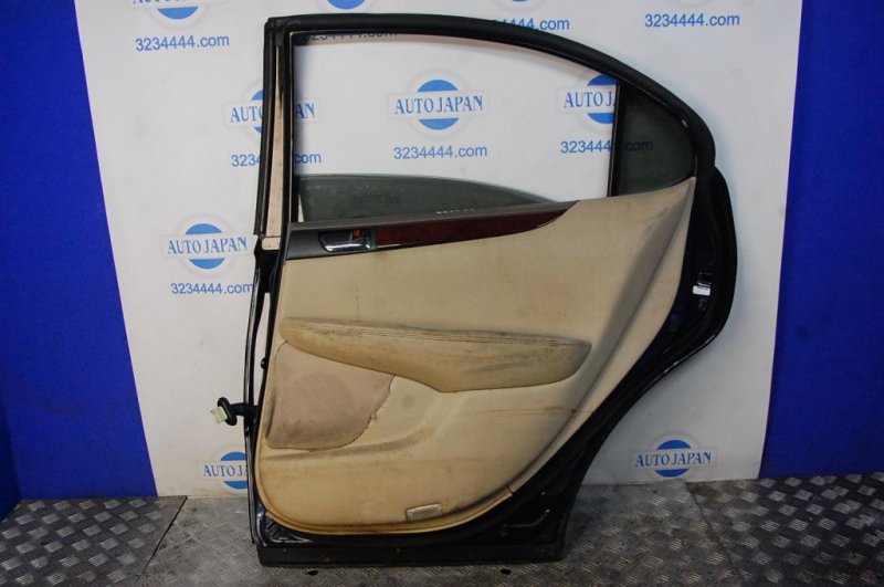 Дверь задняя правая ES300 ES330 01-06