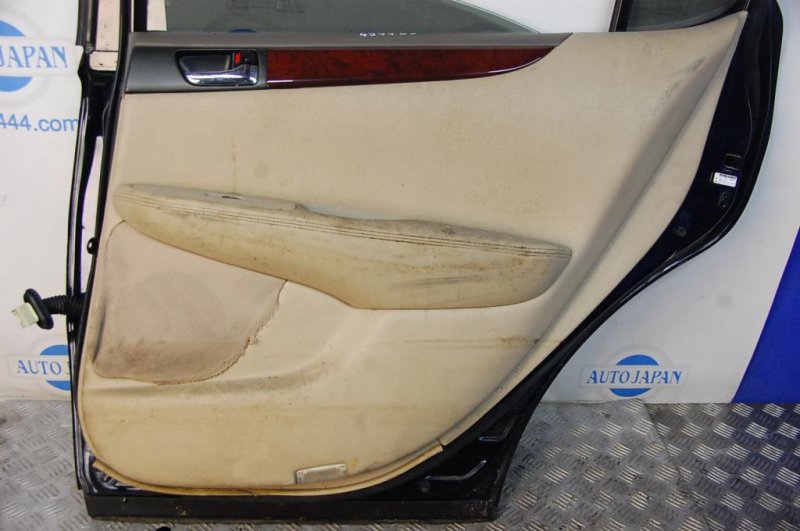 Дверь задняя правая ES300 ES330 01-06