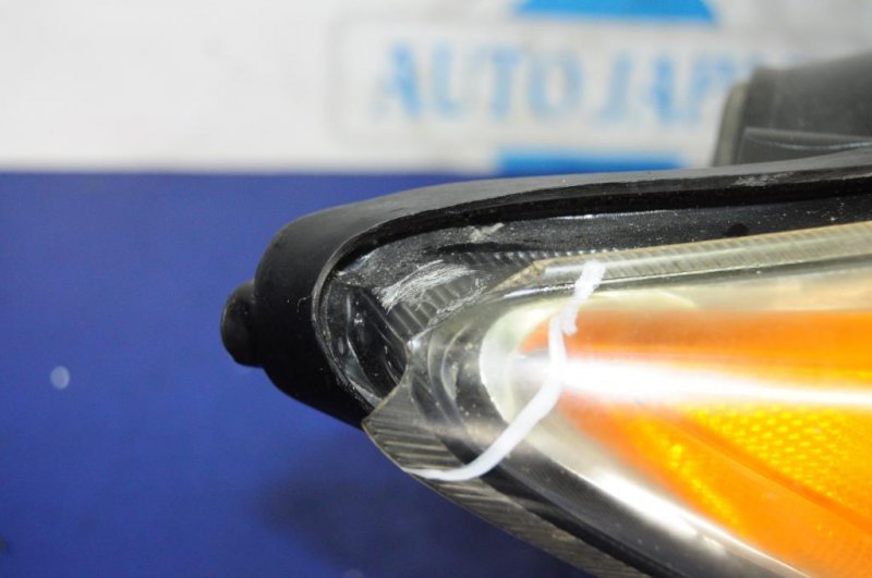 Фара передняя правая TOYOTA VENZA 09-16 Фара передняя правая TOYOTA VENZA 09-16