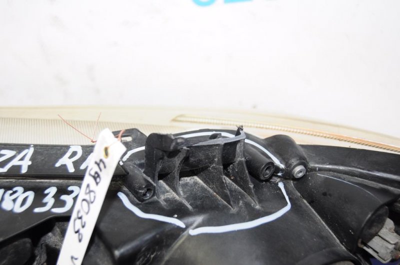 Фара передняя правая VENZA 09-16 Фара передняя правая VENZA 09-16