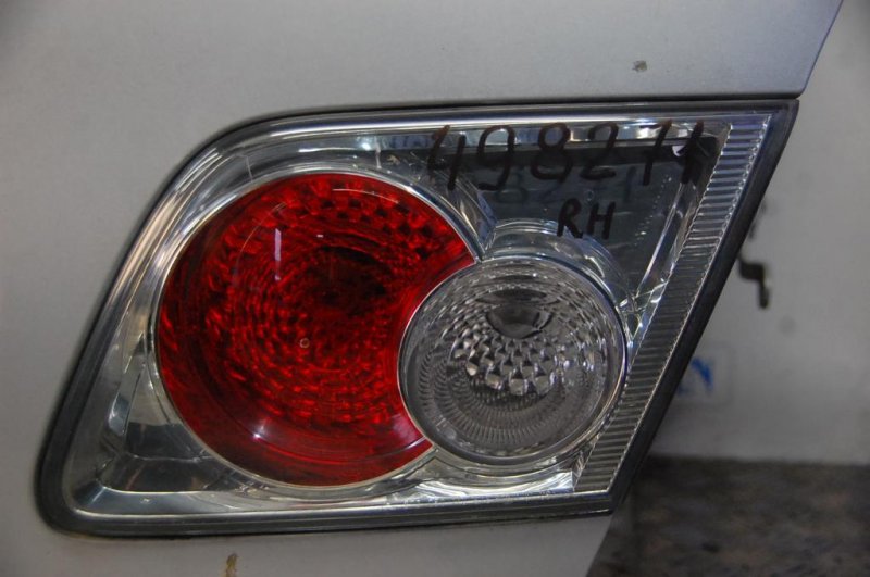 Фонарь внутренний задний правый MAZDA 6 GG 02-07 Б/У