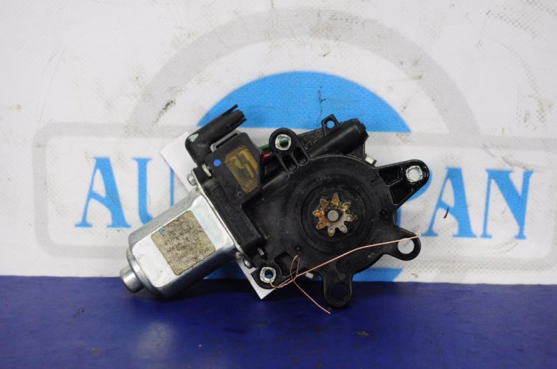 Моторчик стеклоподъемника задний левый NISSAN TIIDA/VERSA C11 04-11